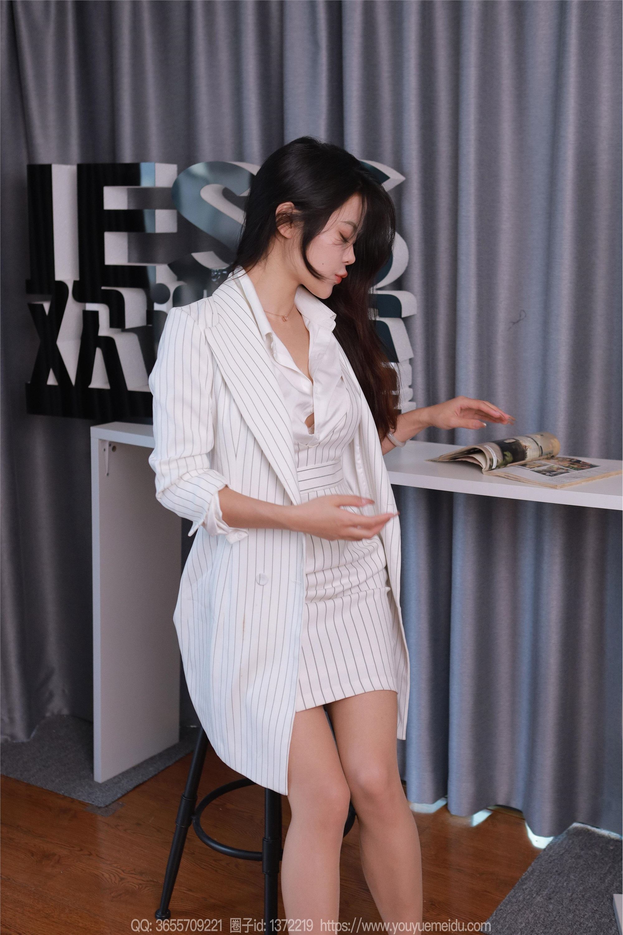 IESS异思趣向  2023.11.08 丝享家 1580 兔兔《白色恋人》